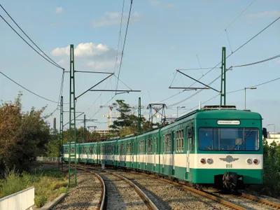 H7のBoráros tér–Csepel行き。H7は全線が市域内なので、市内の券だけで端から端まで乗れる